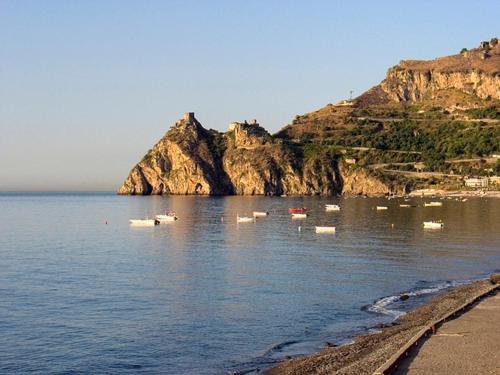 Le Zagare Apartments SantʼAlessio Siculo 外观 照片