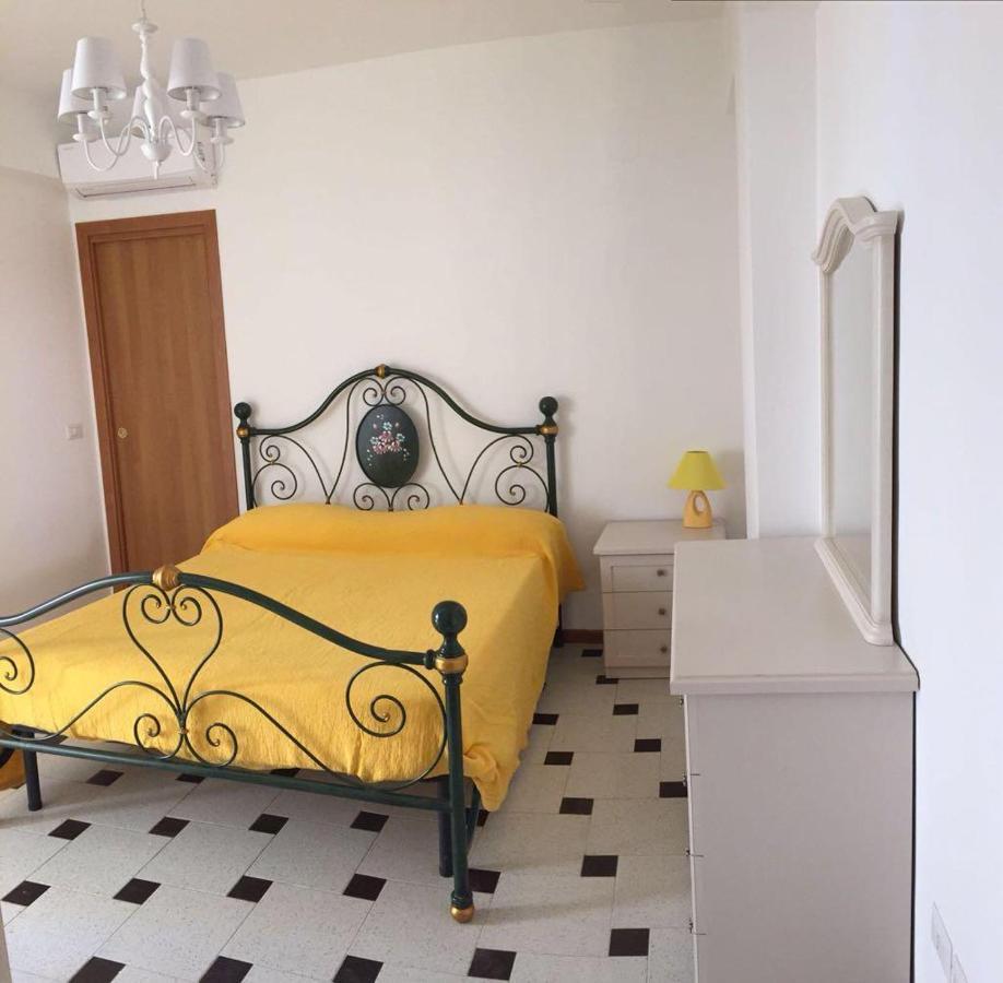 Le Zagare Apartments SantʼAlessio Siculo 外观 照片