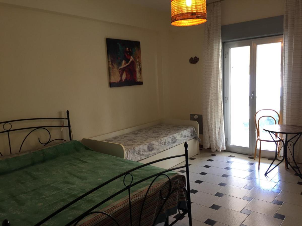 Le Zagare Apartments SantʼAlessio Siculo 外观 照片