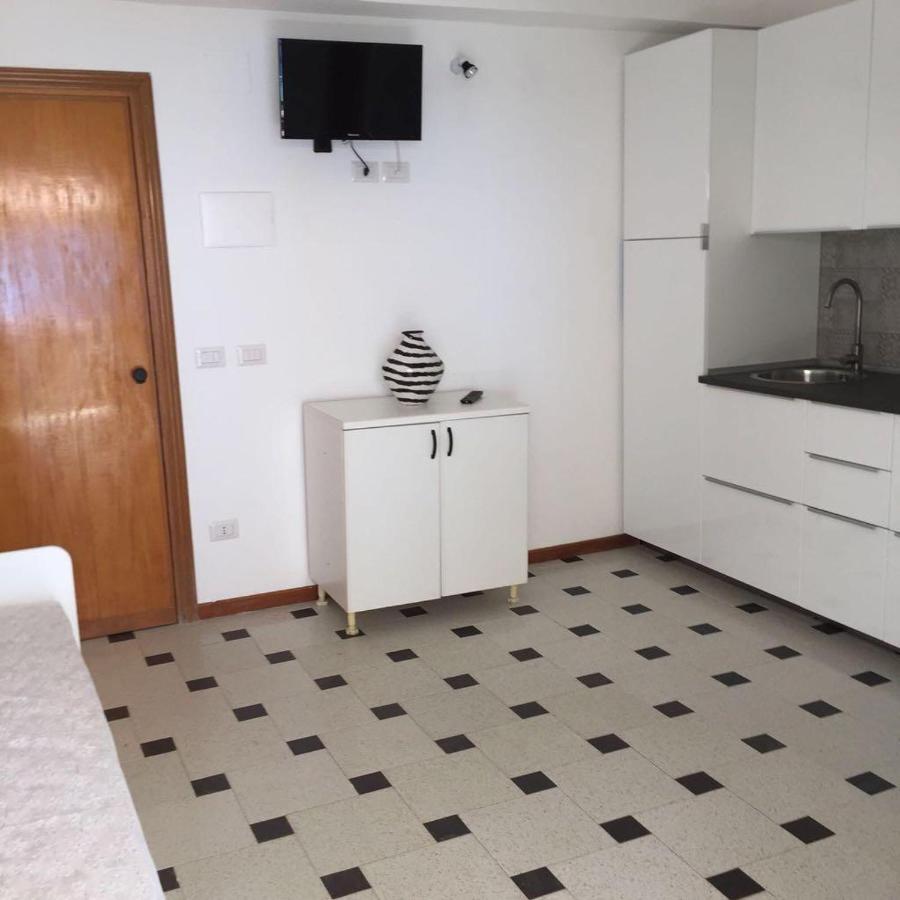 Le Zagare Apartments SantʼAlessio Siculo 外观 照片