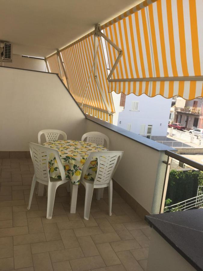 Le Zagare Apartments SantʼAlessio Siculo 外观 照片