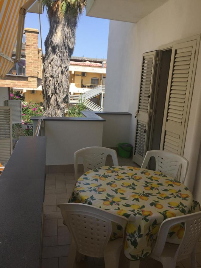 Le Zagare Apartments SantʼAlessio Siculo 外观 照片